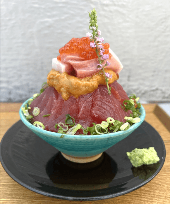 まぐろのてっぺん丼
