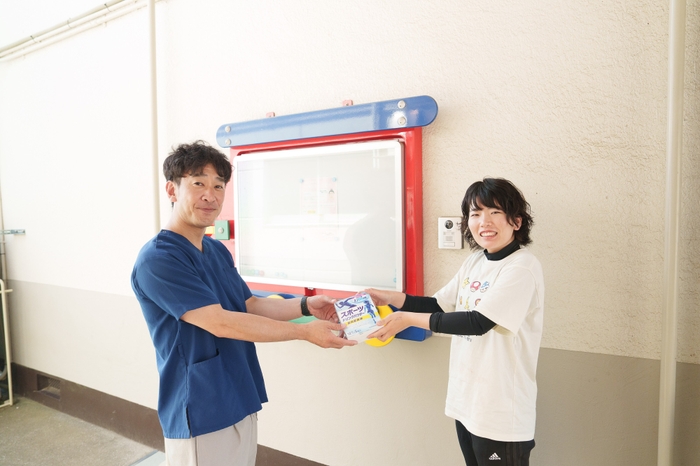 保育園に経口補水液を寄付(5)