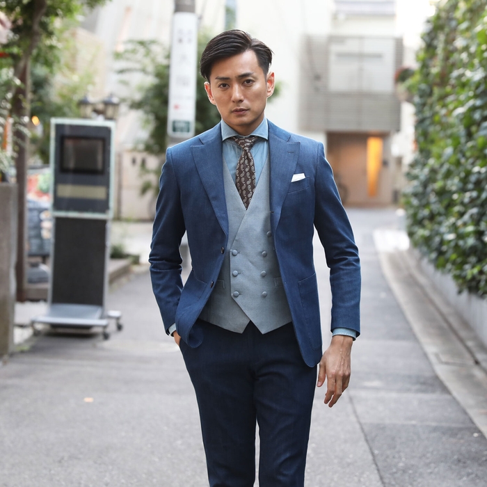 SORA Denewのロングセラーモデル。7ozの上品なデニムを使用