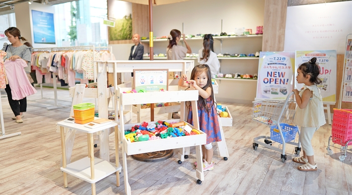 ふくちゃんリユスタ東京八王子店おもちゃ量り売りエリア