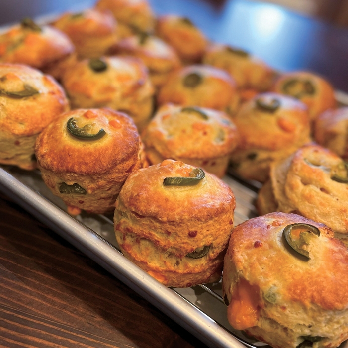 【LITTLE SPICE THE CAFE ミライ】たっぷりチェダーチーズ&ハラペーニョ スコーン