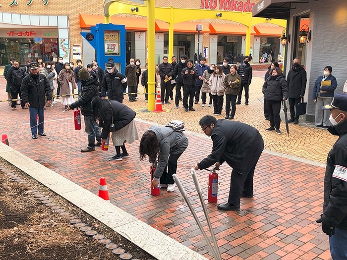 多摩センター地区における災害活動に関する相互応援協定書」に基づき、協議会会員が相互に連携して協力活動を実施している(画像提供:多摩センター地区連絡協議会)