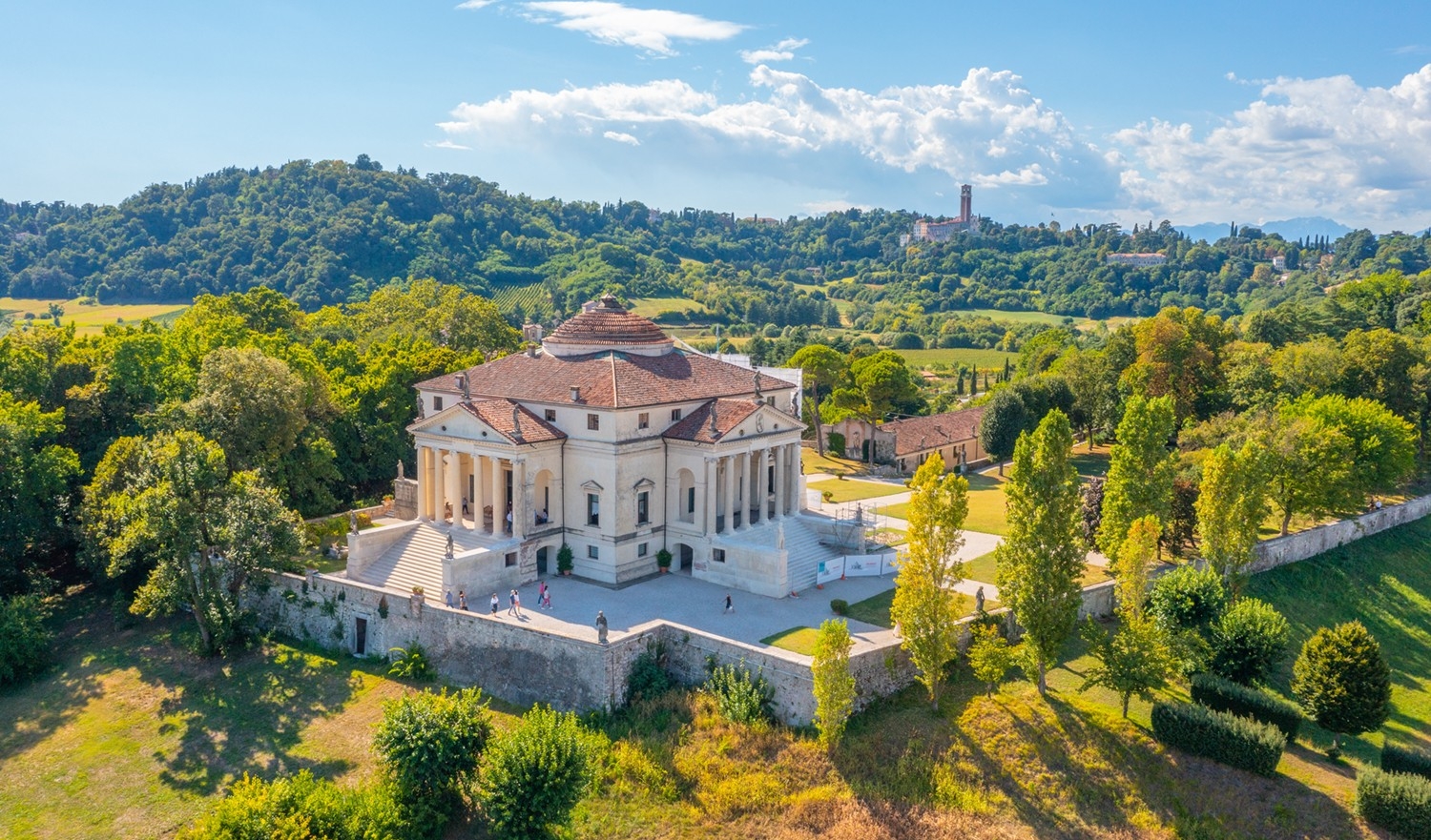 世界遺産 ヴィラ・ラ・ロトンダ(Villa La Rotonda)|ルネサンス期のヴィラで、北イタリアのヴィチェンツァ郊外にある
