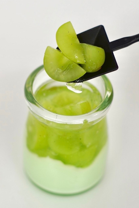 マスカットの果汁が弾けます!