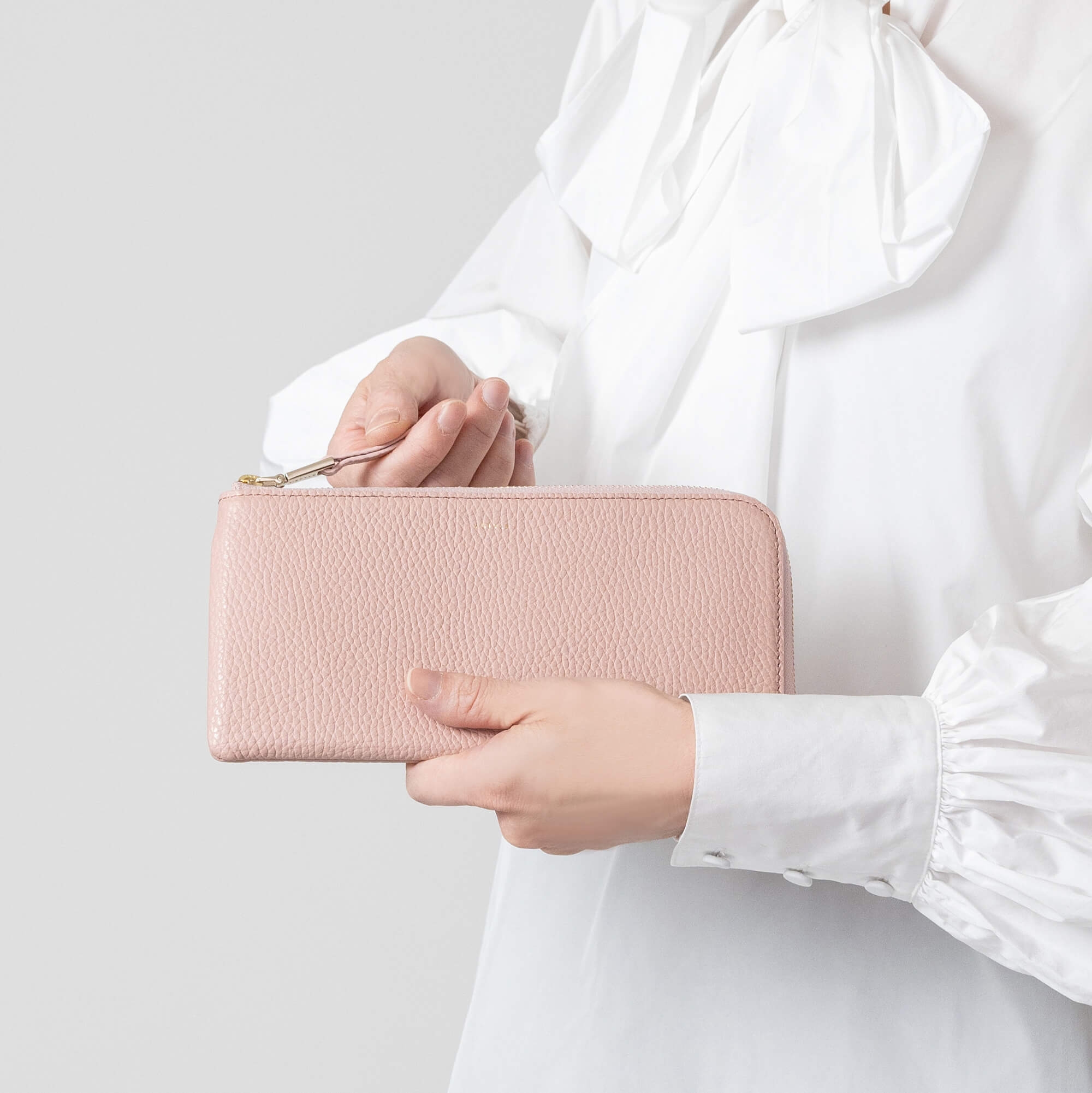 Y-STYLE薄型ロングウォレット(カラー:グレイッシュピンク)