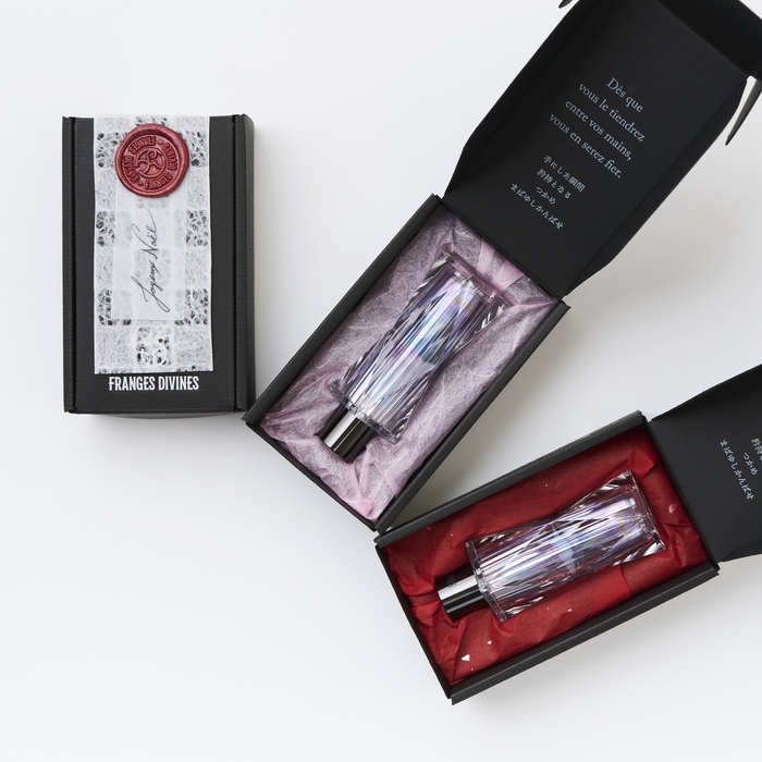 Rouge Euphorie de la soie Coffret de Noël (ルージュ ウーフォリ ドゥ ラ ソワ コフレ ド ノエル)  全2種