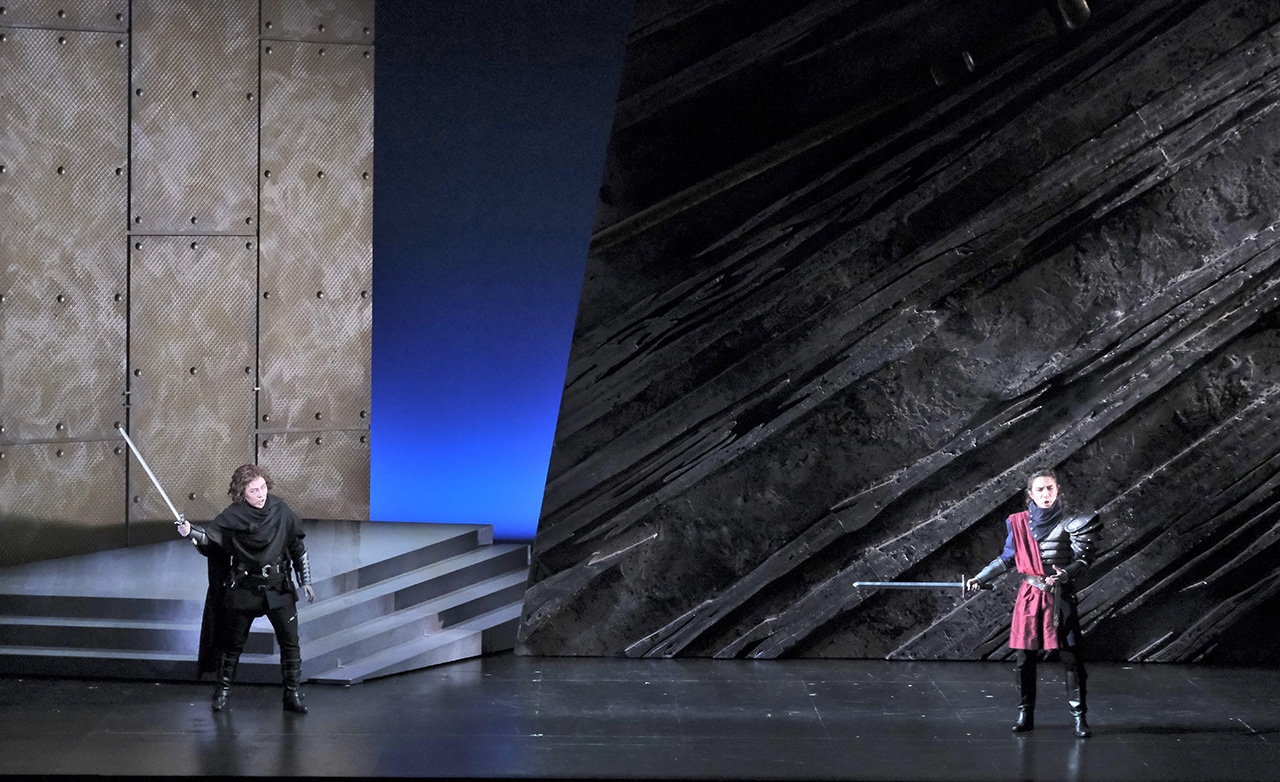 NISSAY OPERA 2021『カプレーティとモンテッキ』 14日出演組 撮影:三枝近志