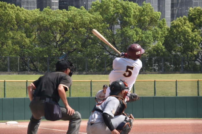 2回戦で犠牲フライで1点を追加した朝岡選手