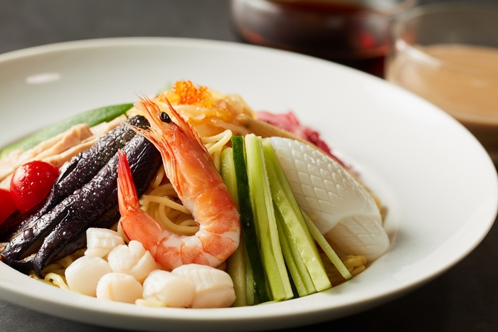 『五目海鮮涼麺』