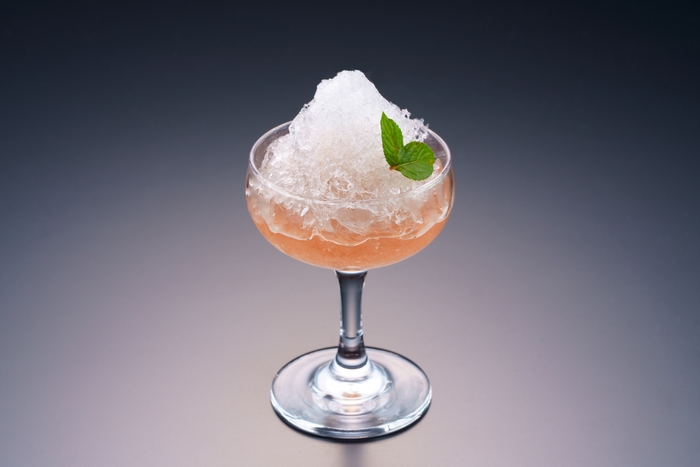 リキュールを使用した大人のかき氷(キール)