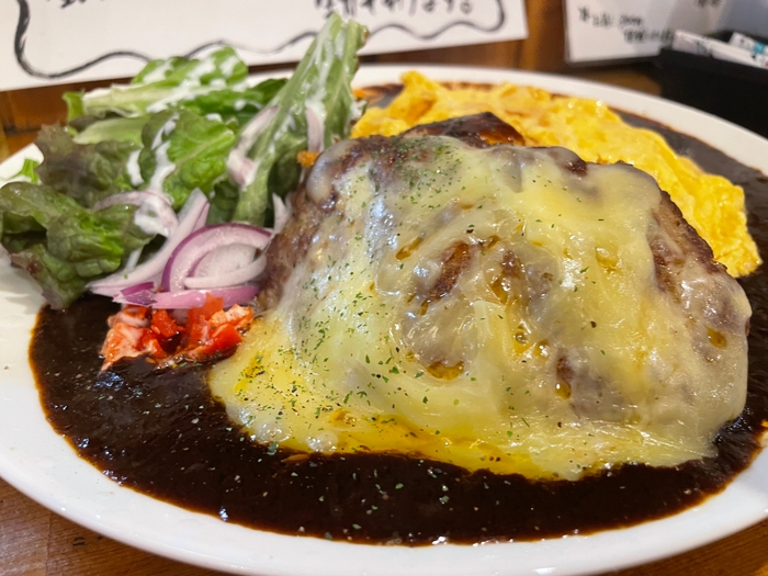 ハンバーグステーキは180g