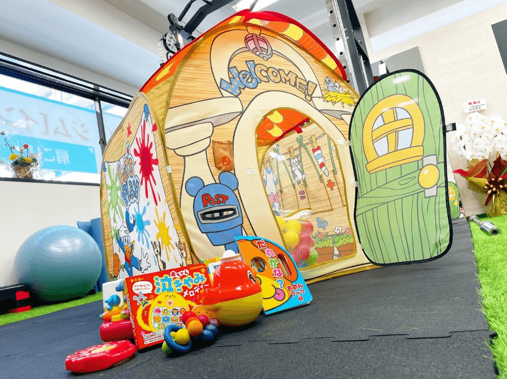 お子様用ボールプールやおもちゃ