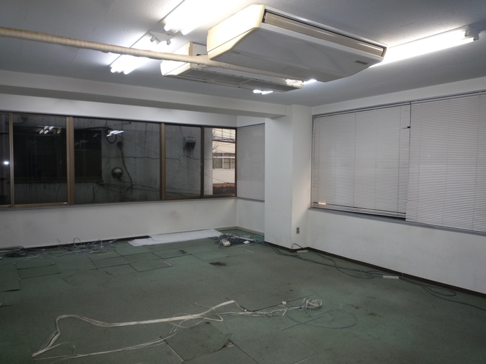 写真ではわかりませんが、内見の時に実際に歩いてみると一発でわかります。