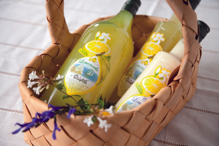 リモンチェッロボトル画像