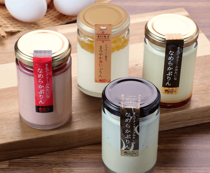 おうちdeボンマルシェ まるでクリームみたいななめらかぷりん 左:いちご/右:プレーン/下:ティラミス 上:ジャスミン香る、まろやか杏仁ぷりん