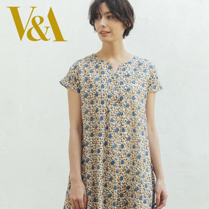 コットンサテンキーネックドレス ペアーズ&チェリーズ柄