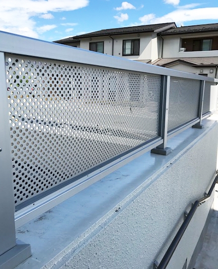 【パンチングメタル設置事例1】
