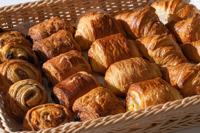 朝食ビュッフェ メニュー|本格焼き立てパン