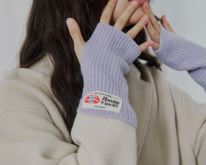 アームウォーマーのみでも着用可能（ラベンダー）