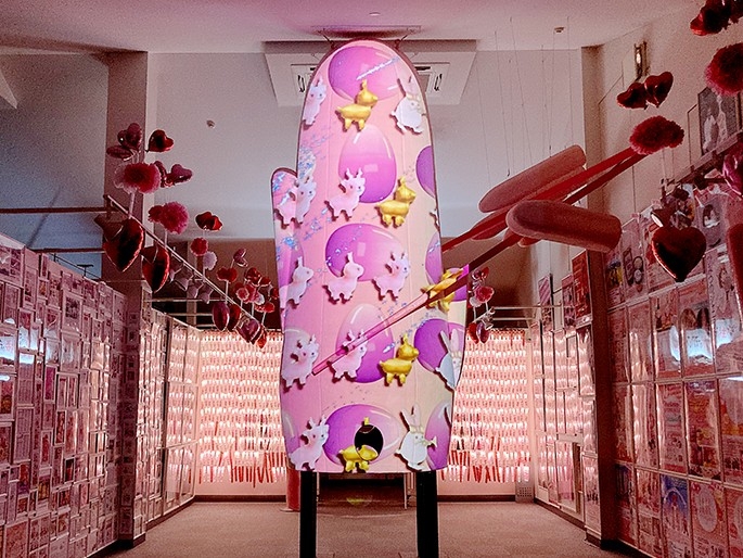 画像:プロジェクションマッピング「Pink New Ginger Easter Parade」