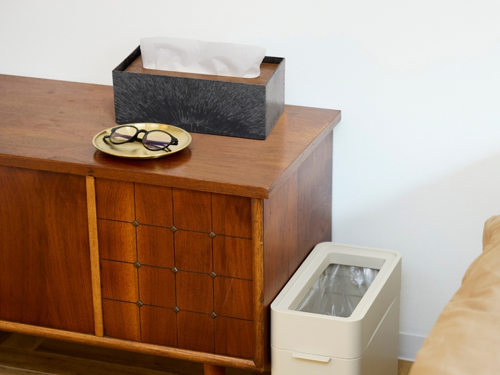 新発売のティッシュボックス(ブラック)