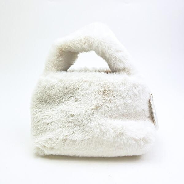 ディズニーのファーバッグ