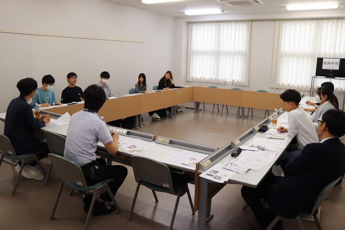 顔合わせミーティングの様子2