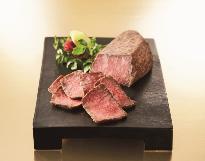 <肉料理 樹>「牝限定神戸ビーフ」ローストビーフモモ