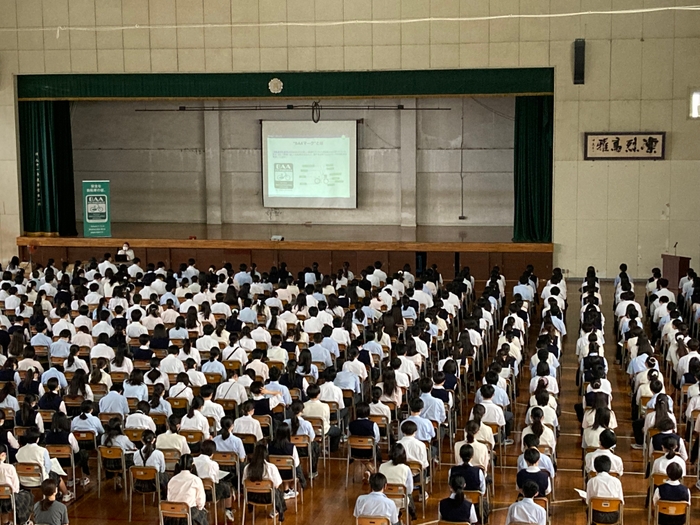 千葉県立松戸高等学校 自転車安全教室 講演の様子3