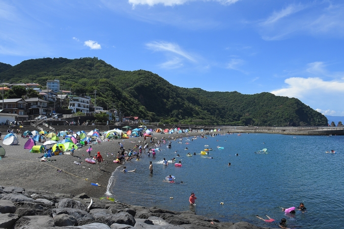 川奈いるか浜海水浴場