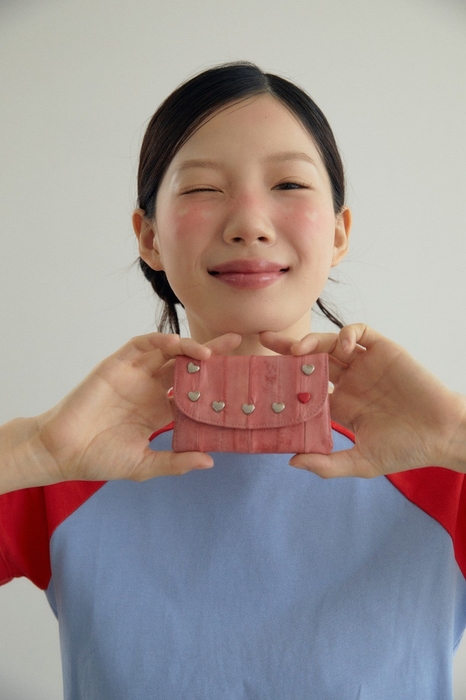 2025SA06/シンプルカードホルダーラブ(ピンク)