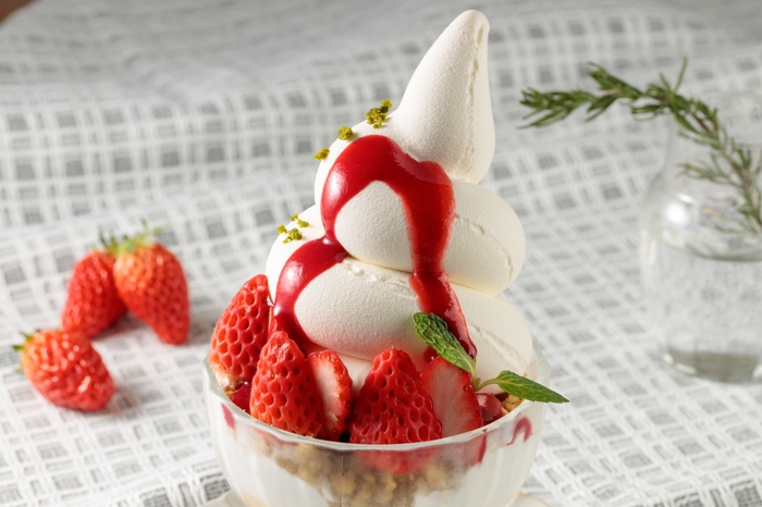 「たまご屋さんの贅沢パフェ」1,100円(税込)