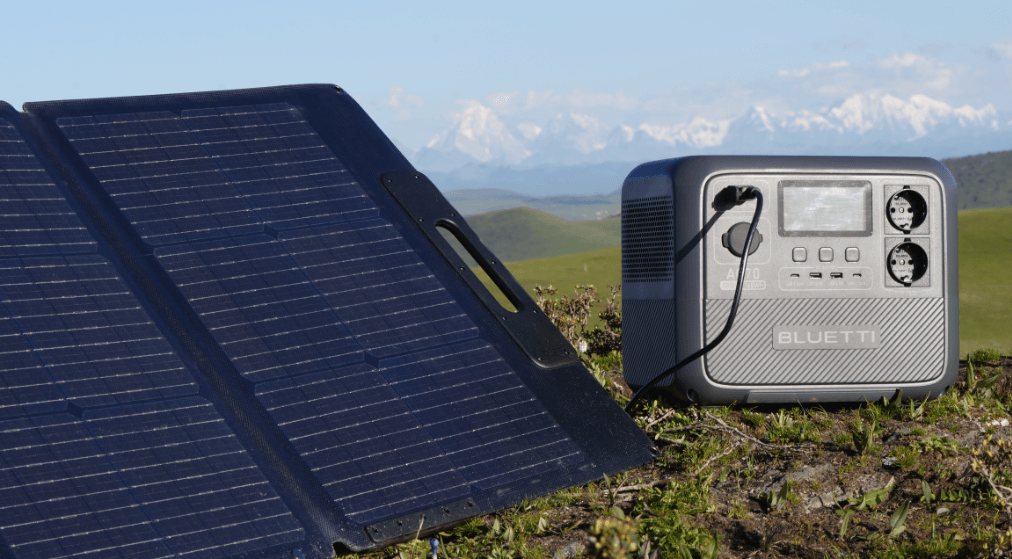 ポータブル電源AC70+ソーラーパネルMP200