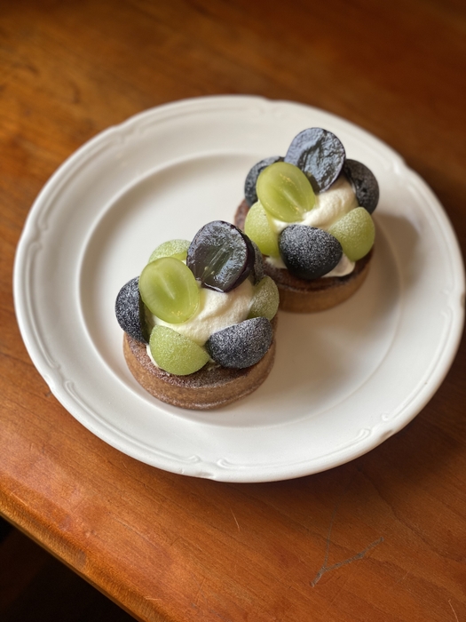 後味さっぱり!けど満足感もあるぶどうタルト