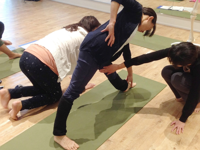 グループワークのアーサナチェック