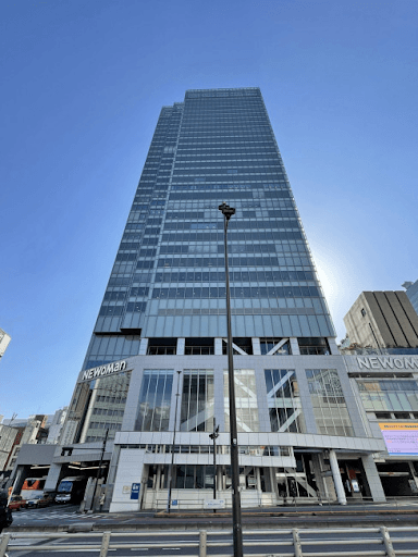 新宿ミライナタワー