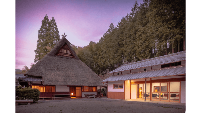 螢庵　新たに開業した茅葺一棟貸し(1)