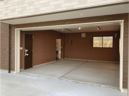 【1階 ガレージ】