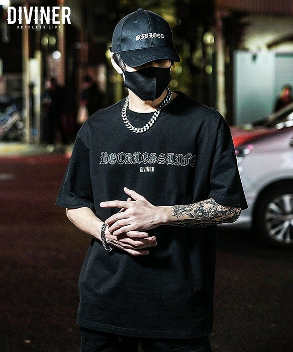 【Black Letter】TEE(ブラック)