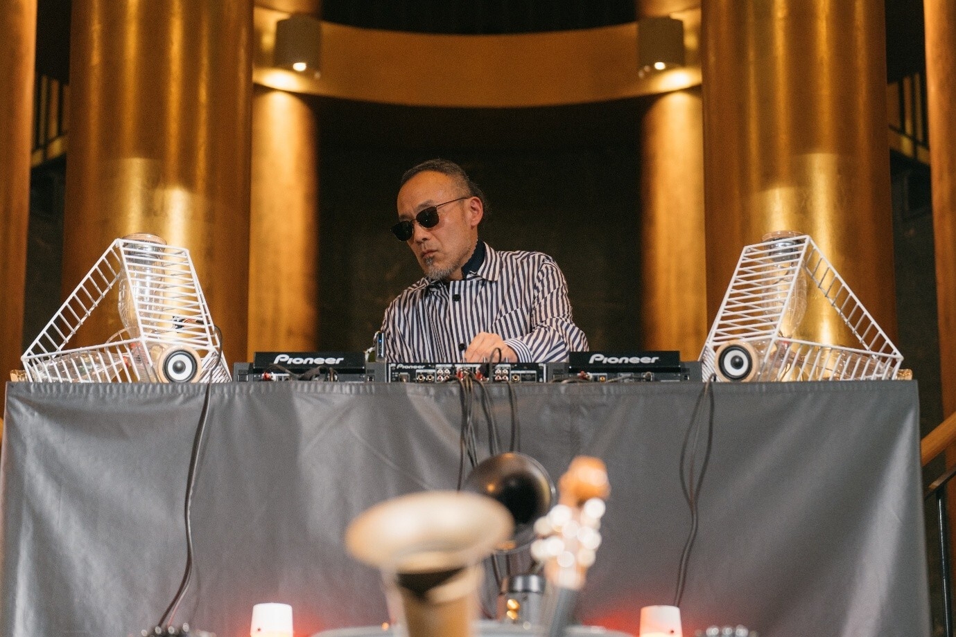 DJ 松浦俊夫