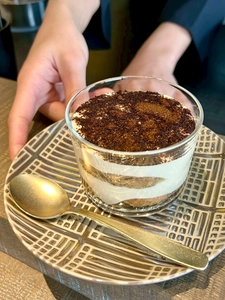 滑らかな舌触りと芳醇なコーヒーの香りを活かした 新感覚ティラミス専門店「代官山ティラミス」が4月にオープン