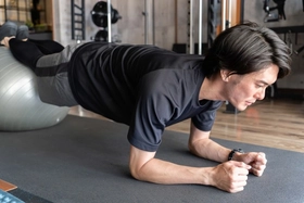 「腹筋を鍛えても体幹は強くならない？」メジャーリーガーのトレーナー・清水忍が語る、一生動ける体の“新常識”