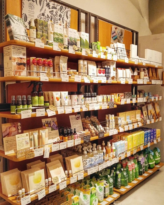 KUMU ORGANIC MARKET 難波店 なんばCITY 地下1階
