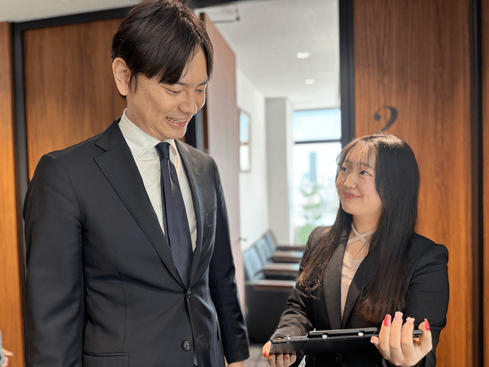 弁護士とパラリーガル