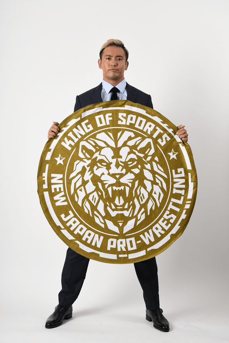 オカダ選手にタオルを持っていただきました!