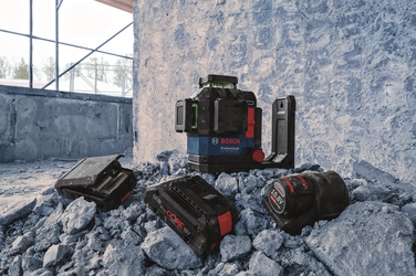 ボッシュから高機能レーザー墨出し器が新登場！2月3日発売　 フルライングリーンレーザーで地墨を支点に縦ラインが調整可能