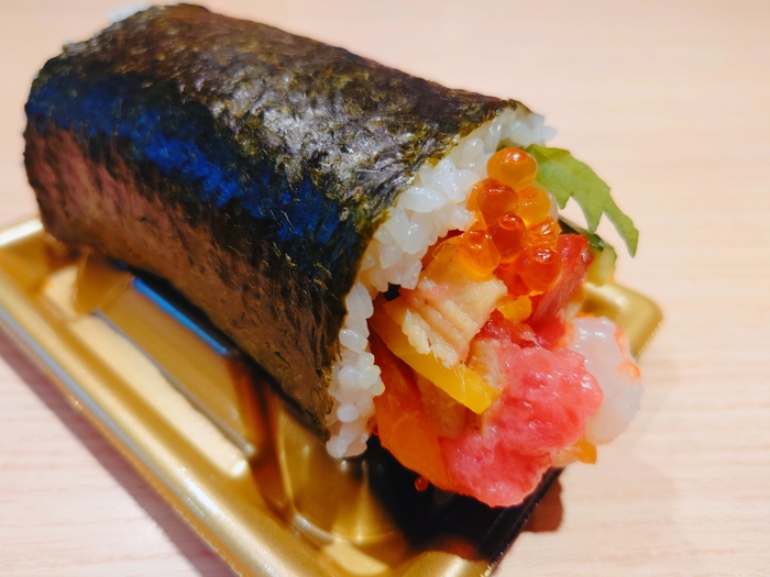 板前海鮮恵方巻ハーフ 1,450円(税込)