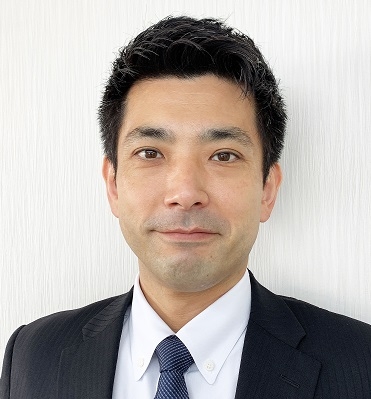 関 励介
