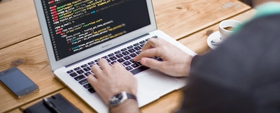 【プログラミングを学びたい方へ】プログラミングからサーバーの知識まで習得 - ITエンジニア総合コース