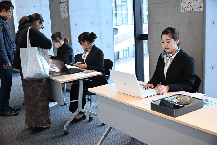 運営に携わるM-Lineの学生たち